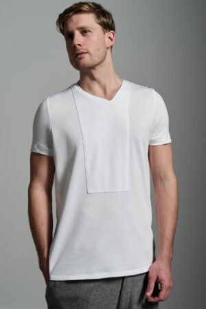V-neck linen T-shirt